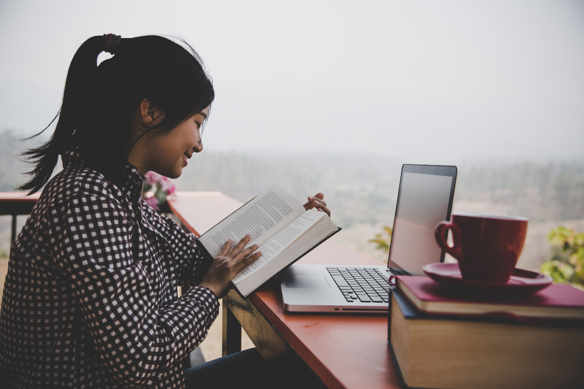 The Evolution of Online Learning: Exploring the Power of Courses in the Digital Era